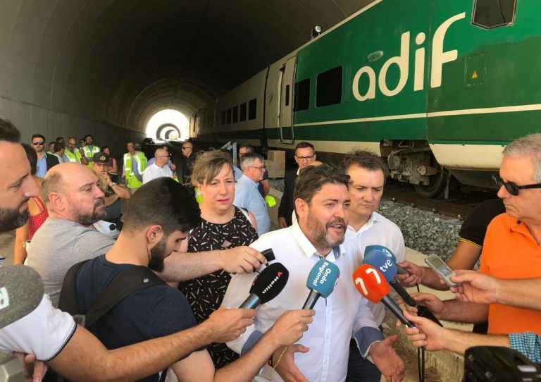 2018_07_26_visita_miguel_sanchez-variante de camarillas